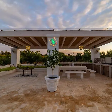וילה Casale Del Gelso